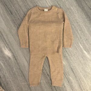 Unisex 100% Merino Wool Sweater 2-Piece (H&M US 9 Mons)